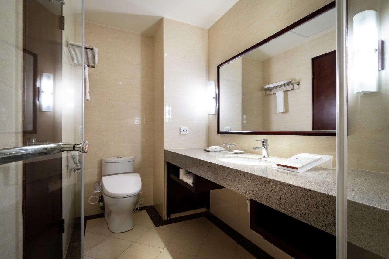 Lailai Hotel Taichung Exteriör bild